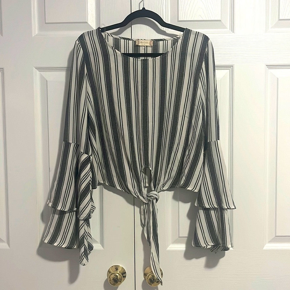Altar’d State Cropped Blouse